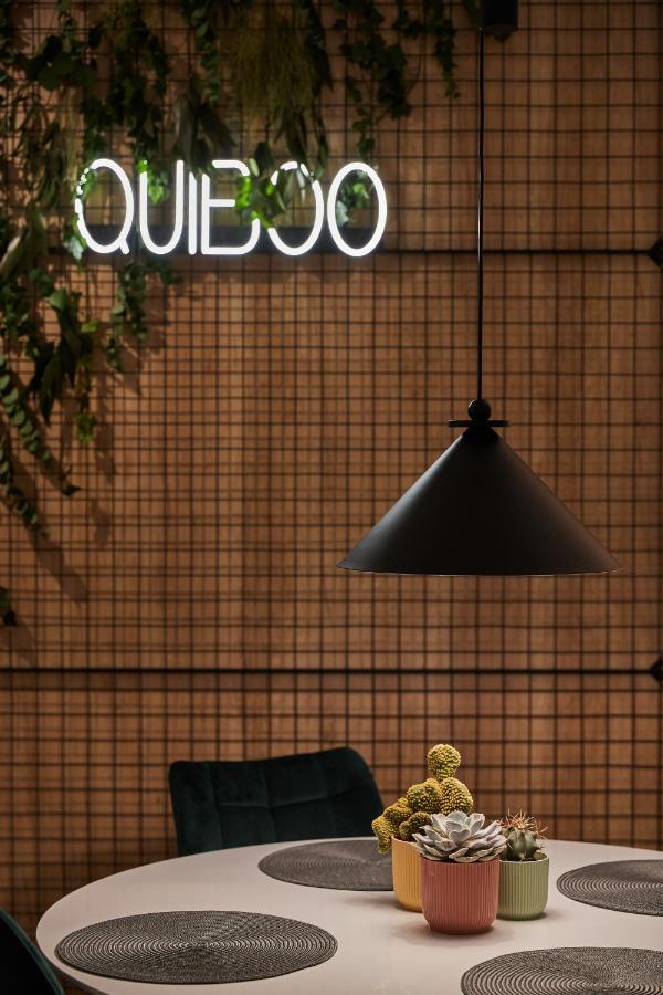 Quiboo Cosmopolit Appartement Braşov Buitenkant foto