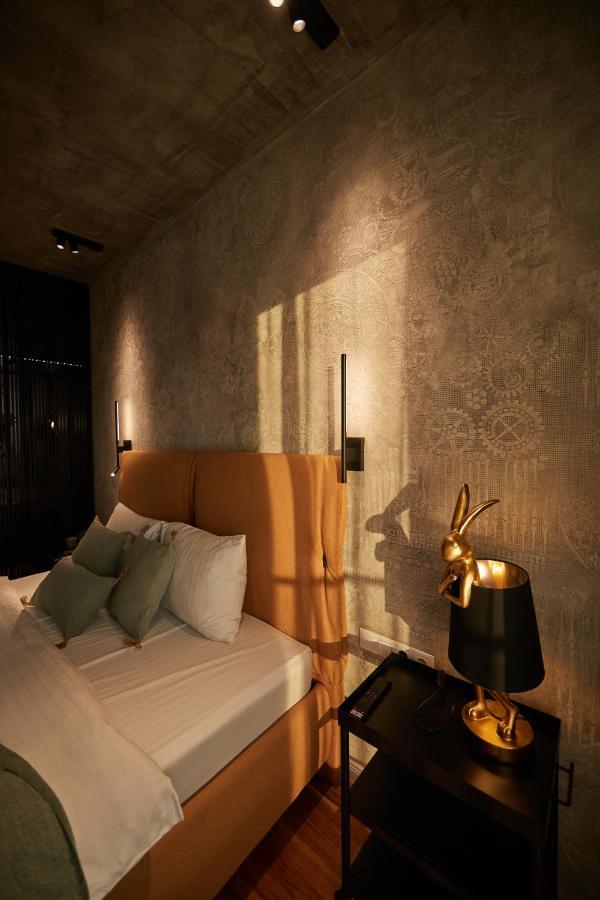 Quiboo Cosmopolit Appartement Braşov Buitenkant foto