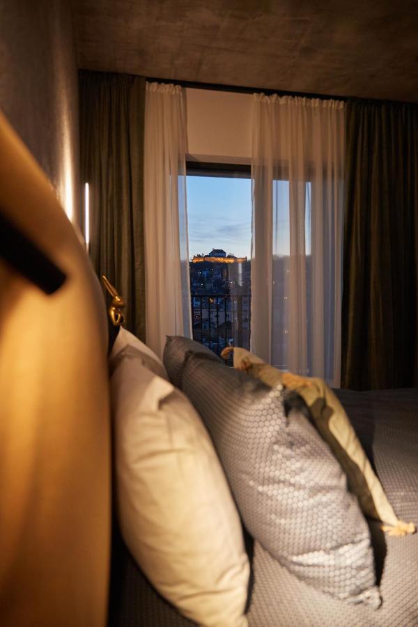 Quiboo Cosmopolit Appartement Braşov Buitenkant foto