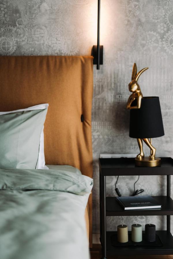 Quiboo Cosmopolit Appartement Braşov Buitenkant foto