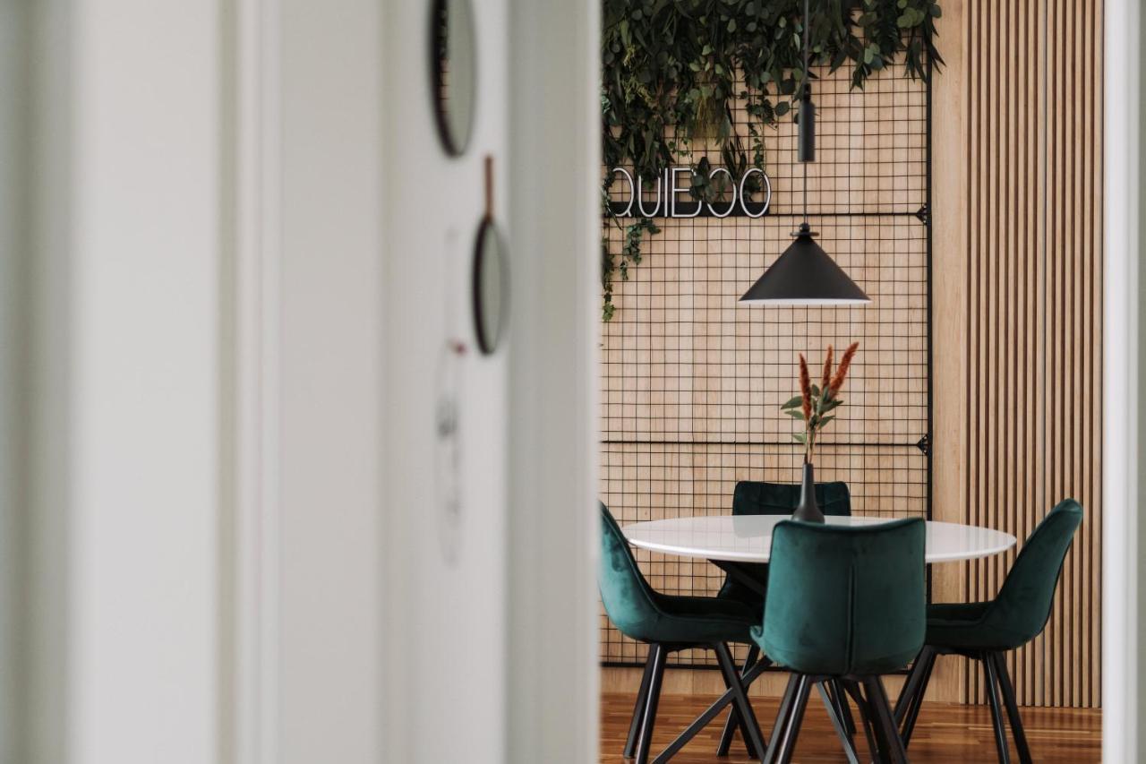 Quiboo Cosmopolit Appartement Braşov Buitenkant foto