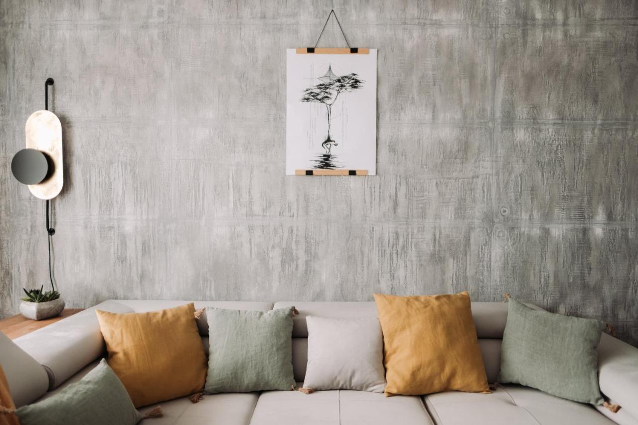 Quiboo Cosmopolit Appartement Braşov Buitenkant foto